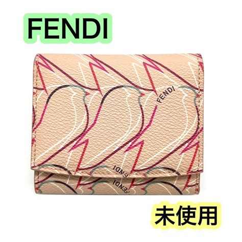 fendi 財布 ピンク